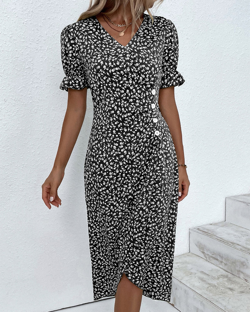 Daya | Fine dress with buttons