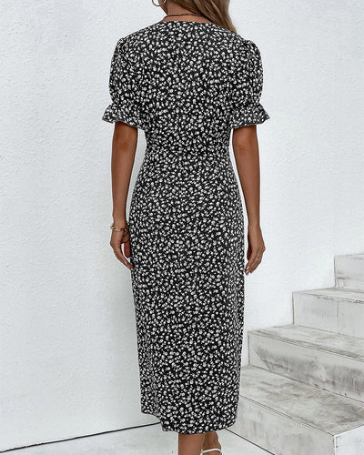 Daya | Fine dress with buttons