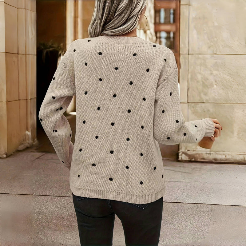 Clara | Stylish knitted jumper with a modern dot pattern