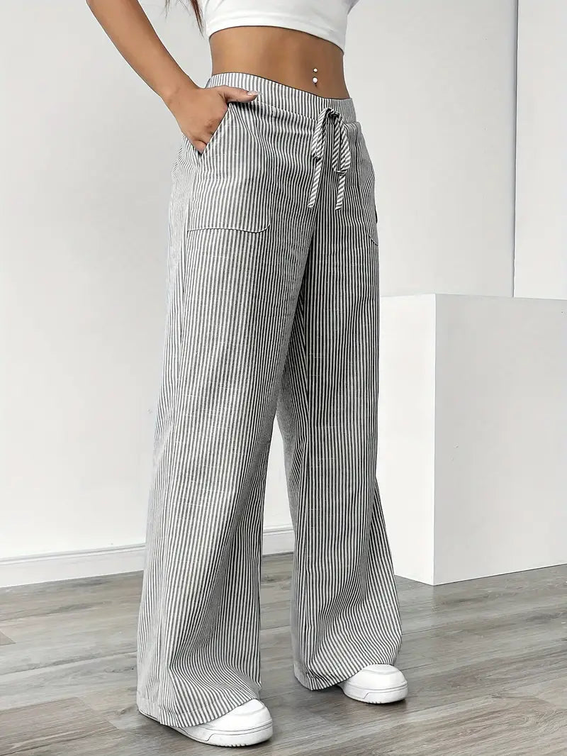 Alina | Elegant striped trousers with pockets