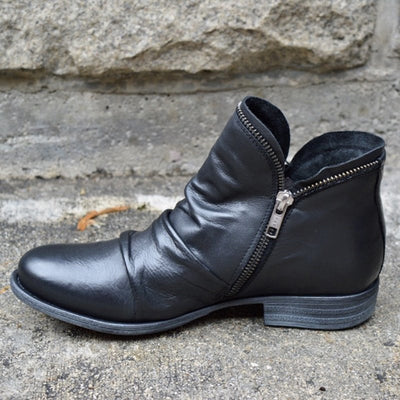 Anton | High-quality leather boots with zip fastening