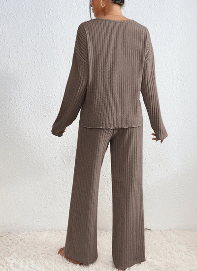 Alina | Two-piece knitwear set in a modern design
