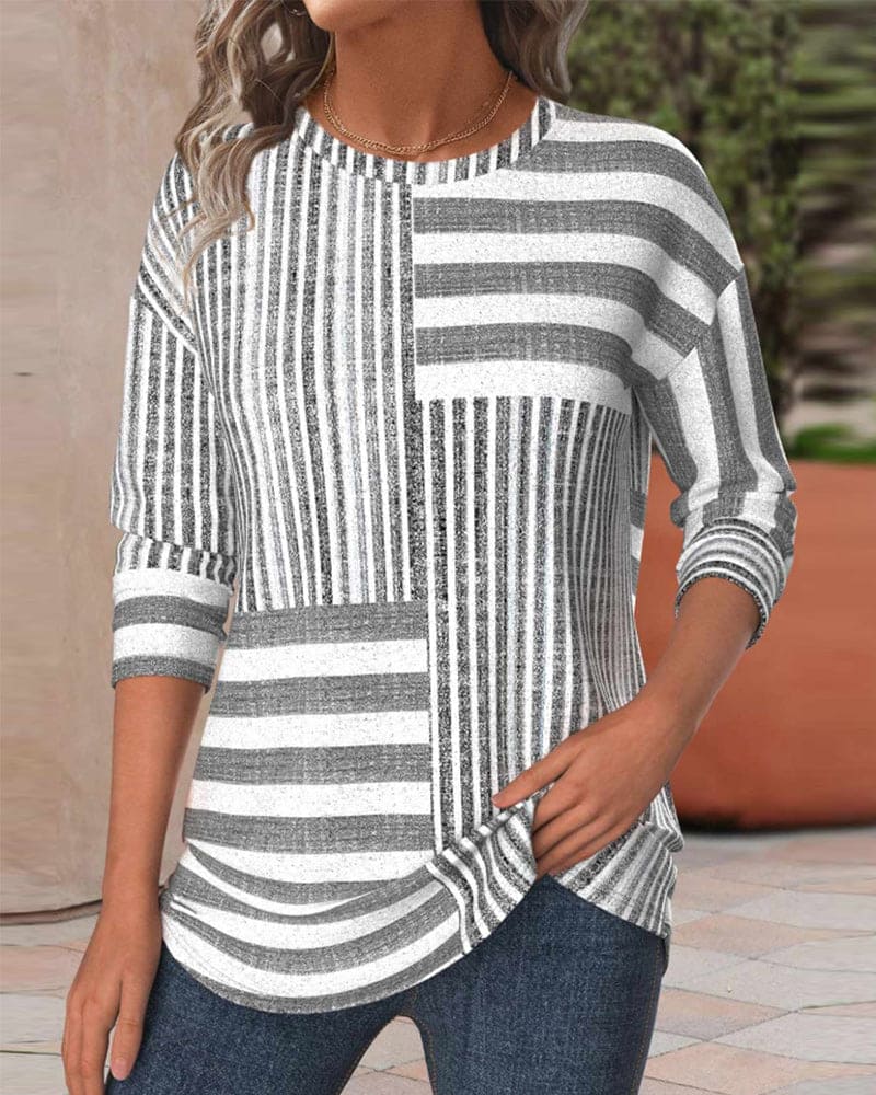 Laura | Casual striped top with print