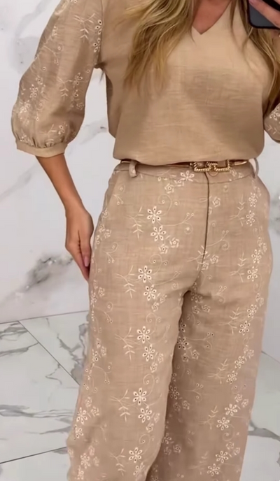 Lina | Suit with embroidered texture and patchwork design