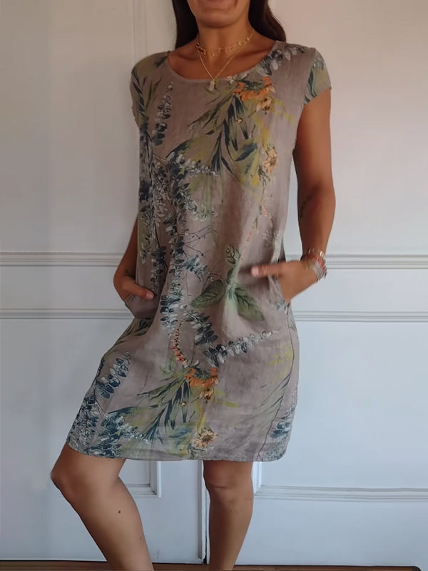 Annelinne | Comfortable dress with round neckline