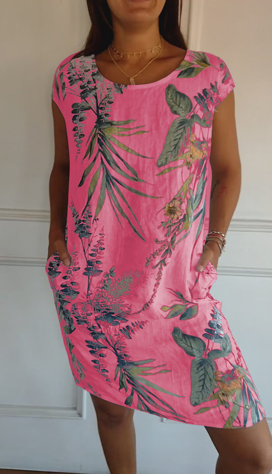 Annelinne | Comfortable dress with round neckline