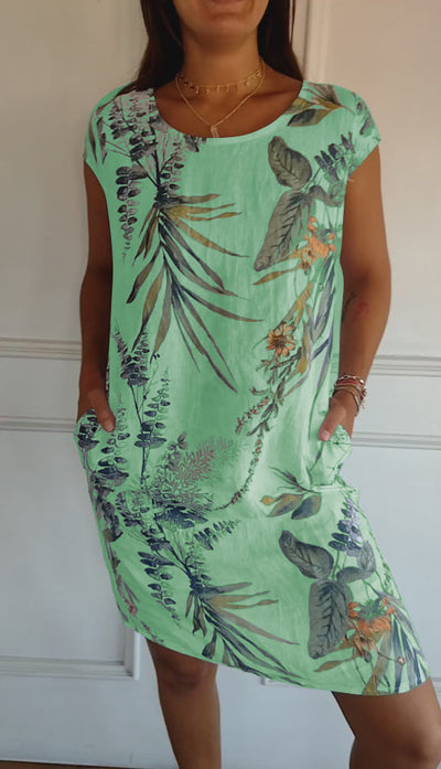 Annelinne | Comfortable dress with round neckline