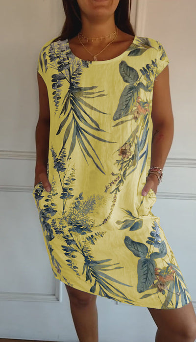Annelinne | Comfortable dress with round neckline