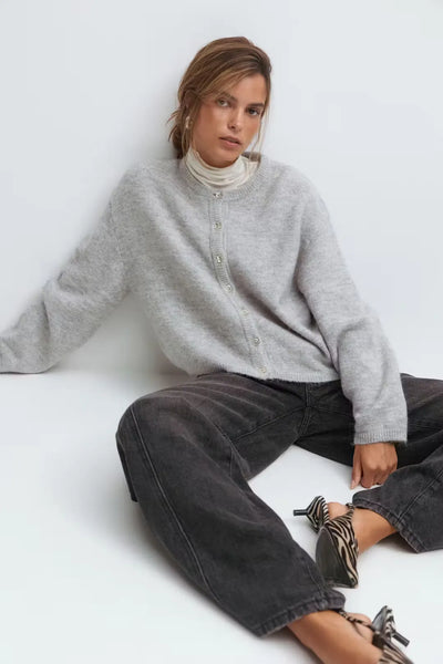 Nora | Knitted cardigan for cosy days