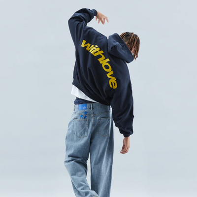 Sara | Cosy hoodie with heart motif – statement wear