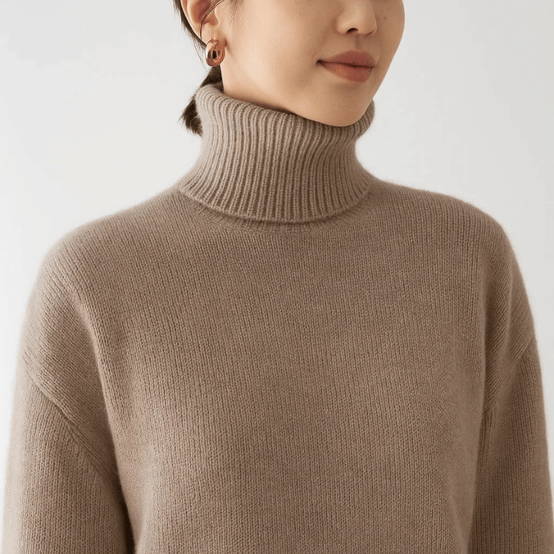 Tilda | Cosy fine knit jumper with roll neck style