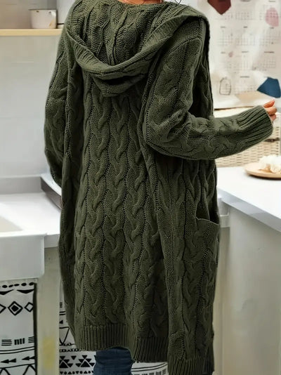 Isa | Lightweight cardigan with patch pockets