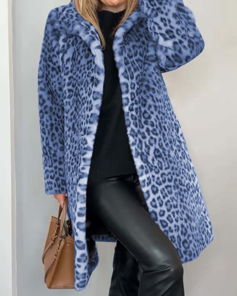 Amara | Long, soft jacket in a stylish leopard print