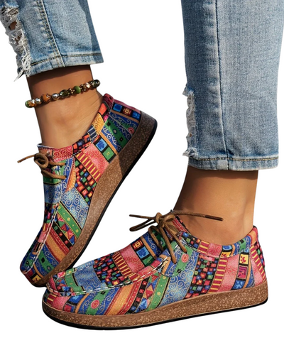 Selina | Lightweight, comfortable trainers for women in a modern design