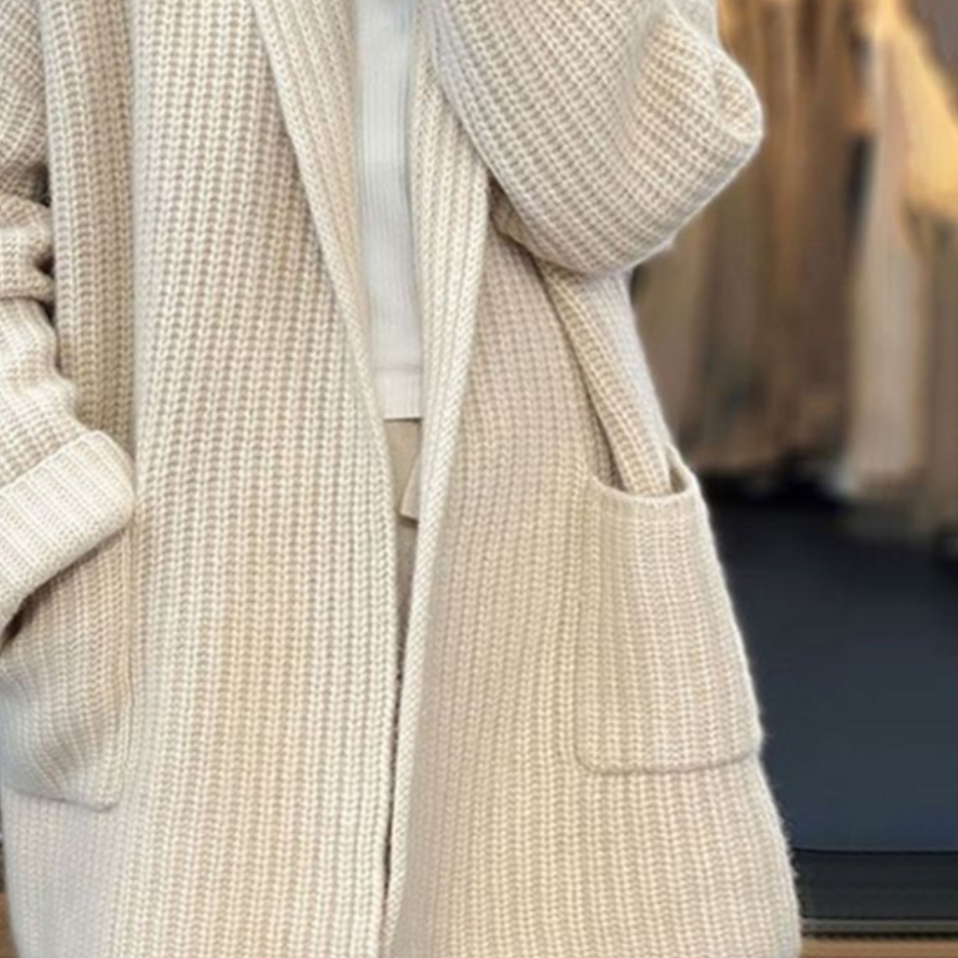 Hannah | Elegant luxury cardigan in a modern style