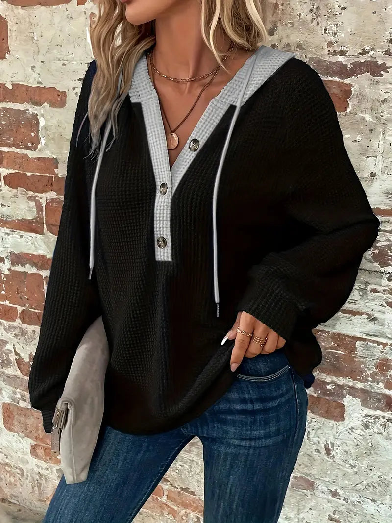 Elvira | Long-sleeved hoodie with button placket and drawstring