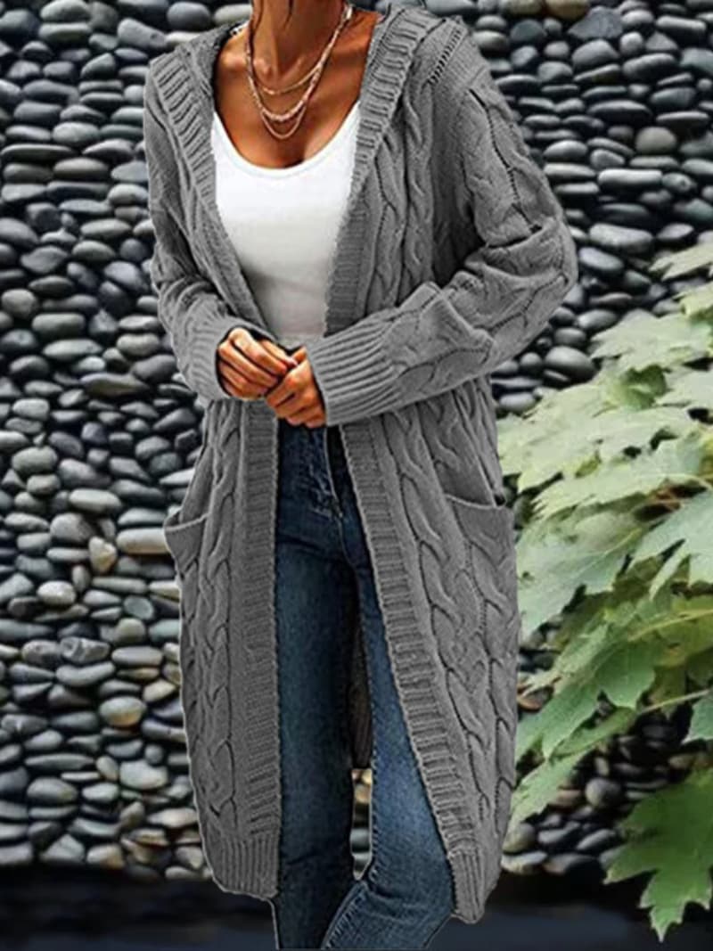 Isa | Lightweight cardigan with patch pockets