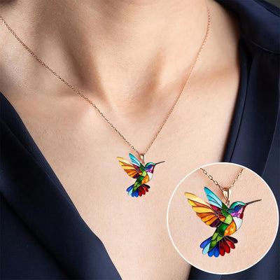 Yasmin | Simple necklace with hummingbird charm