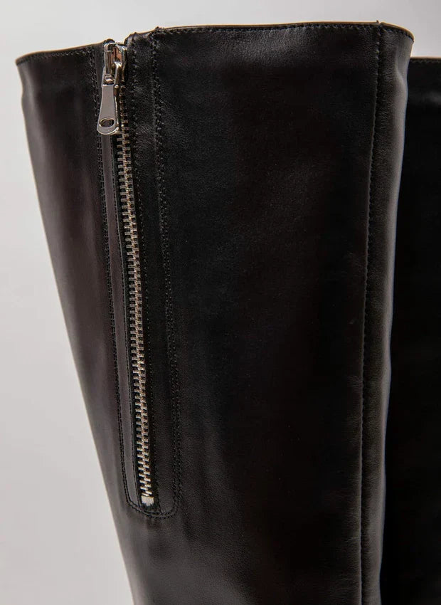 Amelia | Stylish leather boots with comfortable heels