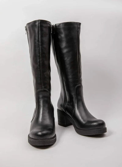 Amelia | Stylish leather boots with comfortable heels