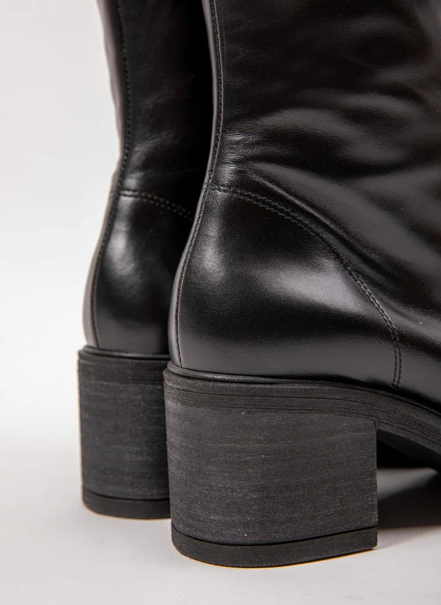 Amelia | Stylish leather boots with comfortable heels