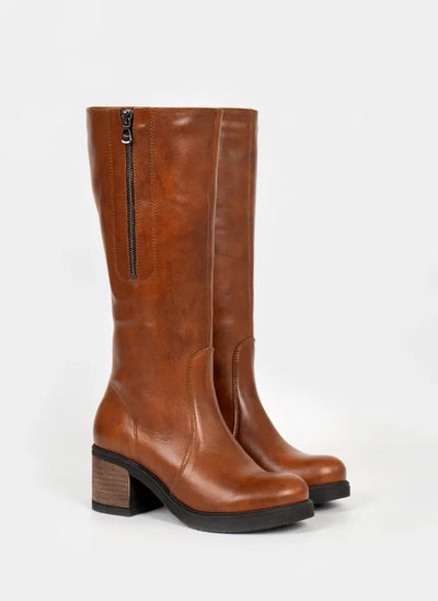 Amelia | Stylish leather boots with comfortable heels