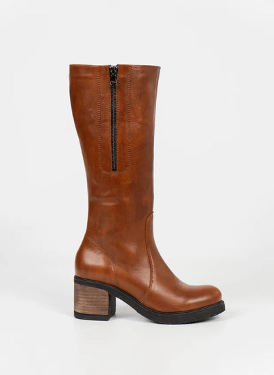 Amelia | Stylish leather boots with comfortable heels