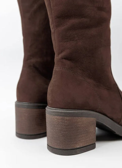 Amelia | Stylish leather boots with comfortable heels
