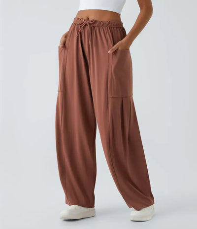 Johanna | Wide-leg trousers for women, stretchy and modern