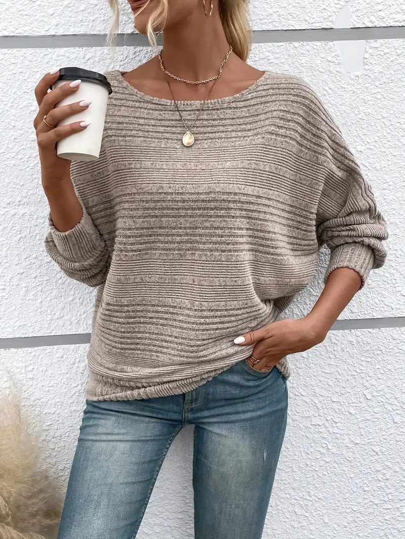 Josefine | Relaxed, single-colour sweatshirt with wide sleeves