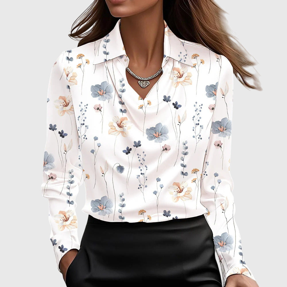 Isabella | Luxurious blouse with pleated neckline