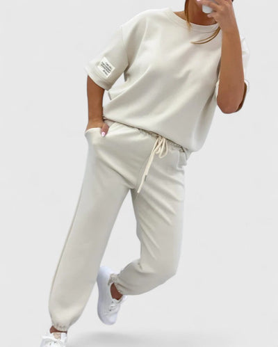 Amira | Comfortable women's set for everyday wear and leisure