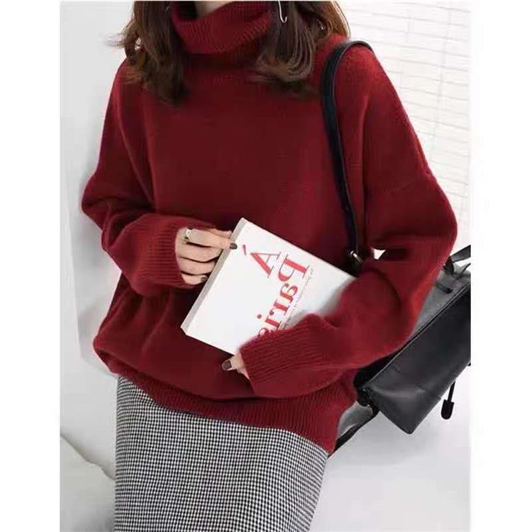 Freya | Classic women's jumper with texture