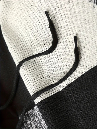 Leander | Comfortable knitted jumper with fashionable hood