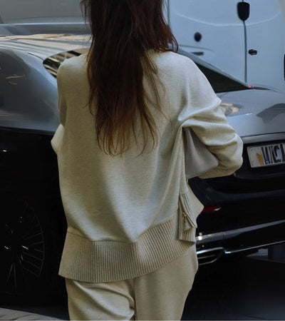 Celia | Chic women's set with figure-flattering collar