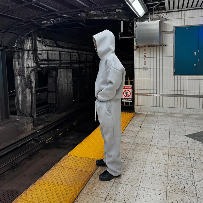 FlexFit | Joggers & hoodie in streetwear look set