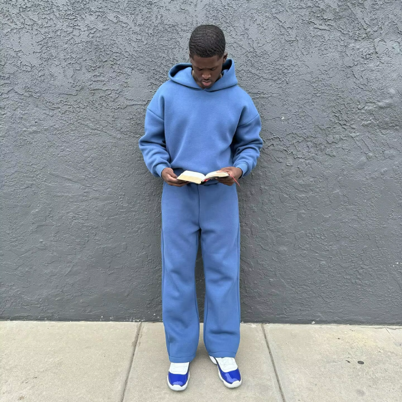 FlexFit | Joggers & hoodie in streetwear look set