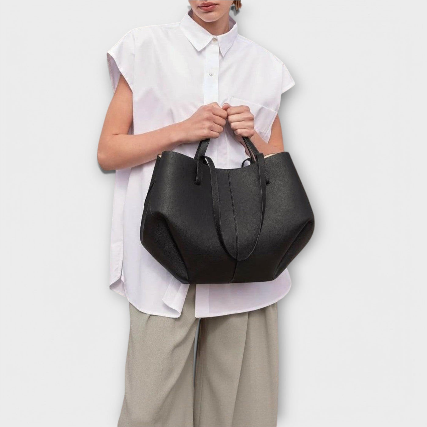 Mara | Stylish carrier bag with a timeless look