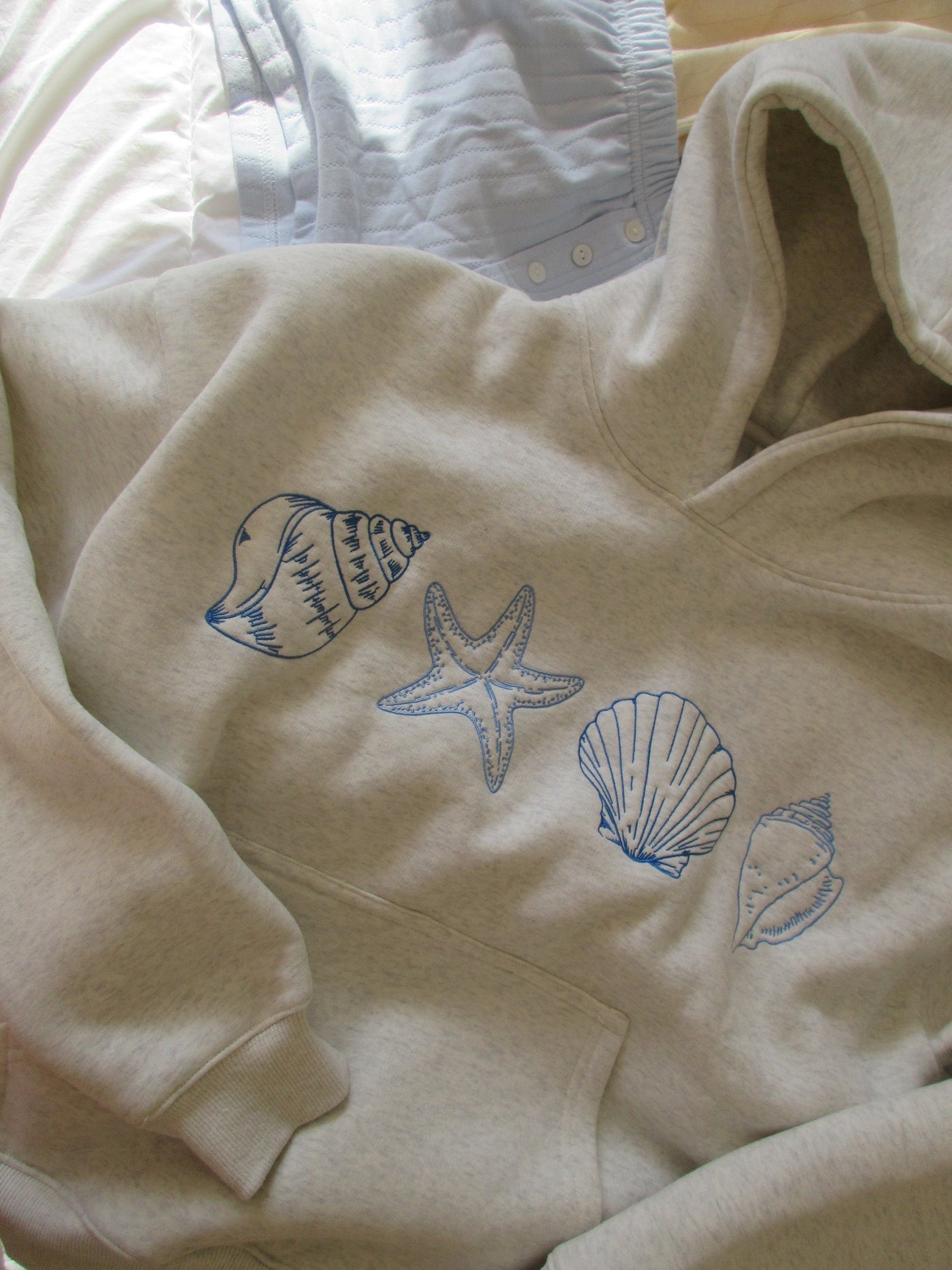 Nele | Coastal Fog unisex hoodie sweatshirt