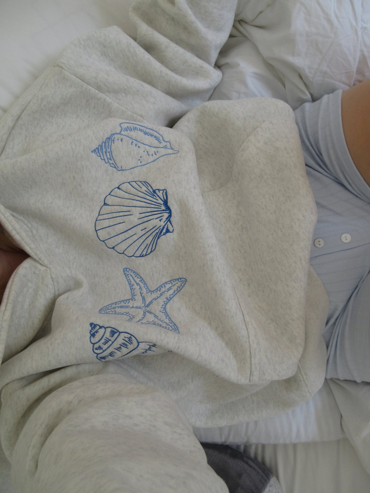 Nele | Coastal Fog unisex hoodie sweatshirt
