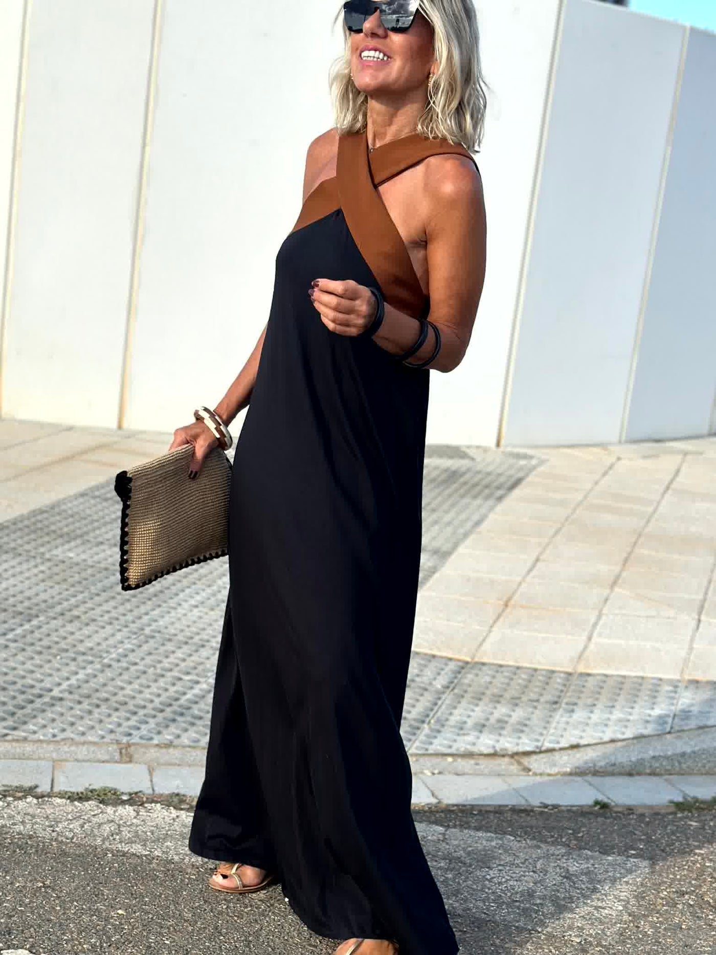 SIENNA | ELEGANT DRESS WITH OPEN BACK