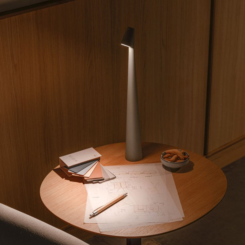 Nova | Minimalist luminaire for modern spaces