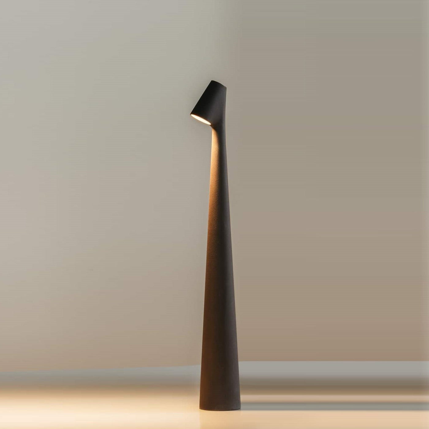 Nova | Minimalist luminaire for modern spaces