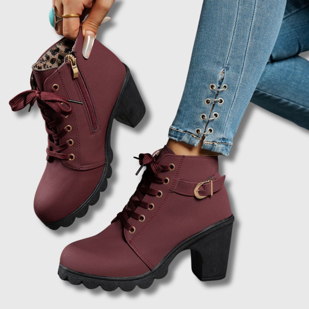 Isabell | Stylish women's boots with fashionable details