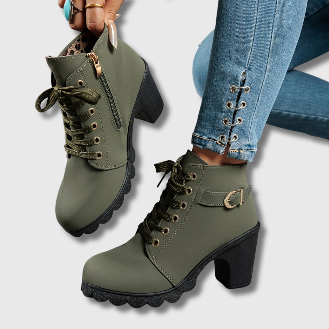 Isabell | Stylish women's boots with fashionable details