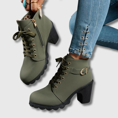 Isabell | Stylish women's boots with fashionable details