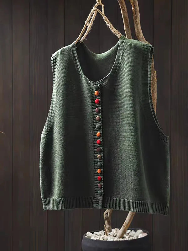 Juliette | Chic knitted waistcoat with button embellishment