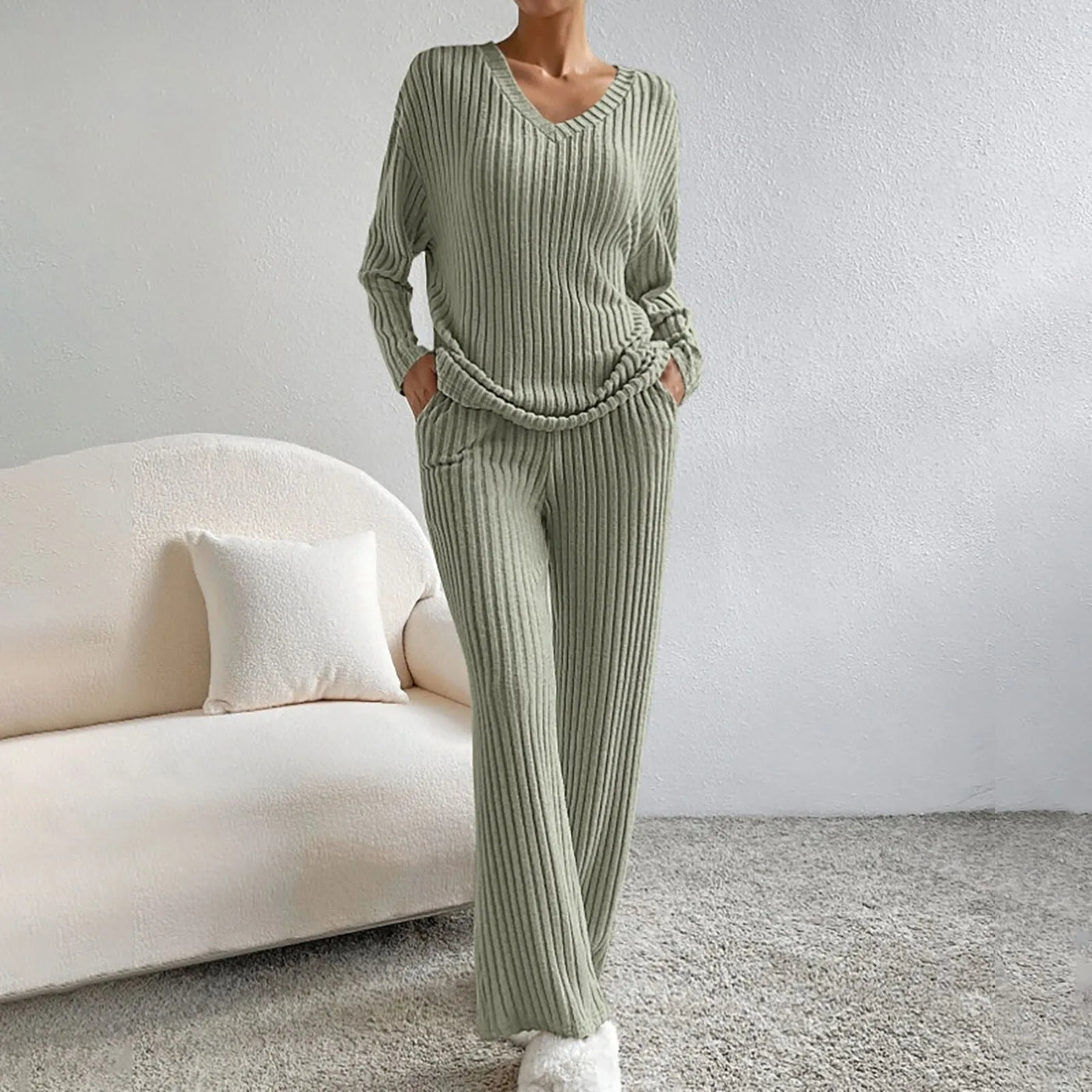 Alina | Two-piece knitwear set in a modern design