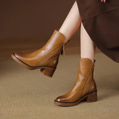 Gracia | Leather ankle boots with a timeless silhouette