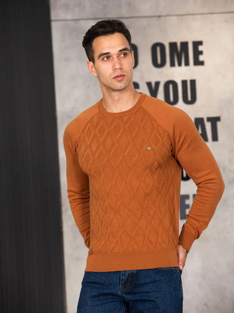 Leon | Timeless jumper for men with diamond pattern